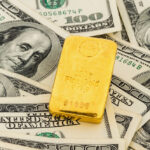 Understanding the Inverse Relationship Between Gold and the Dollar