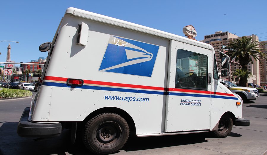 Trump Pushed USPS to Double Amazon’s Shipping Costs RedTea News